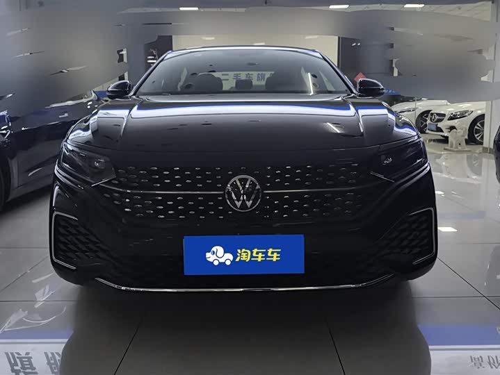 Фото 2 - Volkswagen Passat