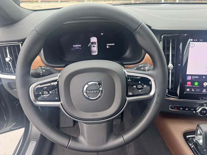 Volvo S90 Hybrid 2025 2025款 插电式混动 四驱长续航智逸豪华版