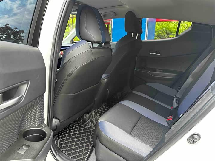 Toyota C-HR 2023 2023款 2.0L 领先版