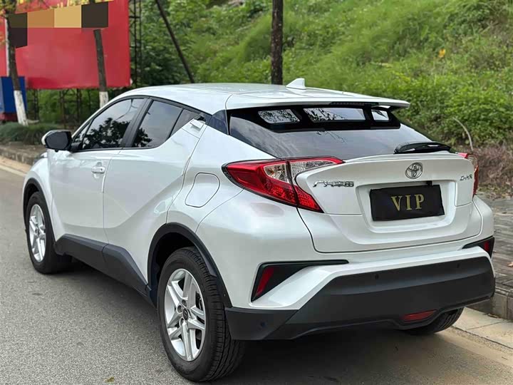 Toyota C-HR 2023 2023款 2.0L 领先版