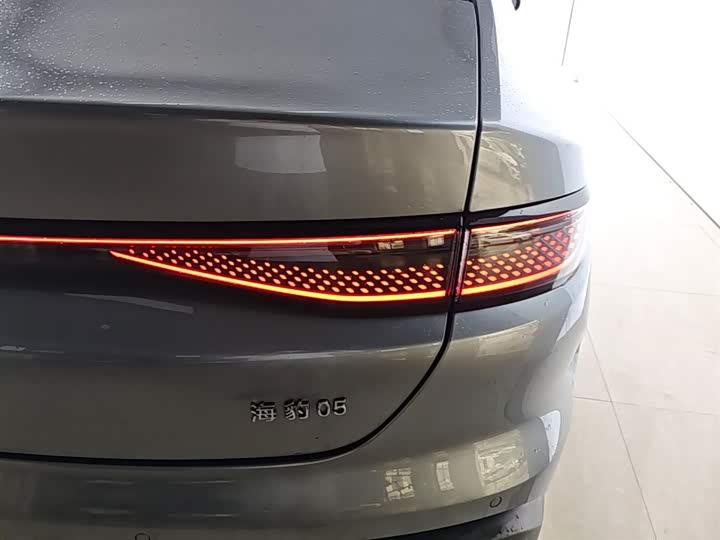 BYD Seal 05 DM-i Hybrid 2025 2025款 DM-i 智驾版 55KM豪华型
