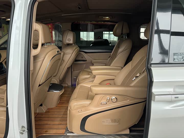 Buick GL8 ES 2021 2021款 ES陆尊 653T 旗舰型