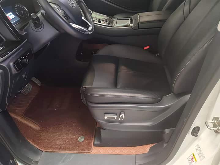 Zdjęcie 9 - GAC Trumpchi M8