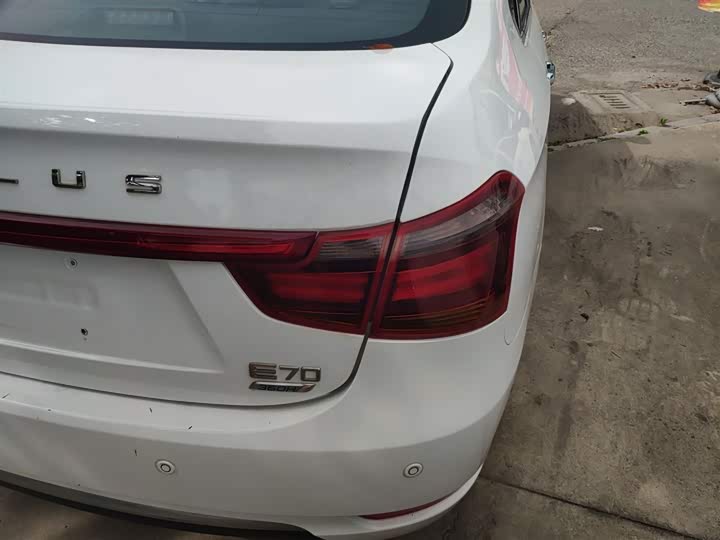 Dongfeng Aeolus E70 2021 2021款 360H 换电版