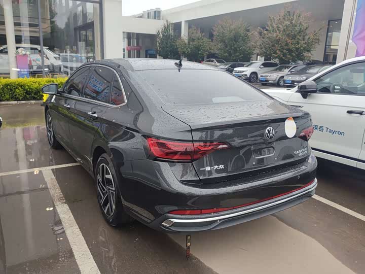 Volkswagen Sagitar L 2026 2026款 3000万辆甄选款 300TSI DSG 超越版
