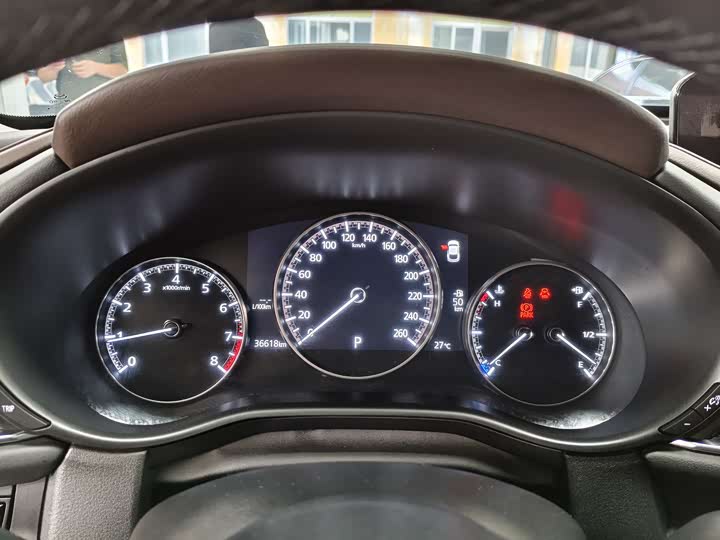 Zdjęcie 3 - Mazda CX-30