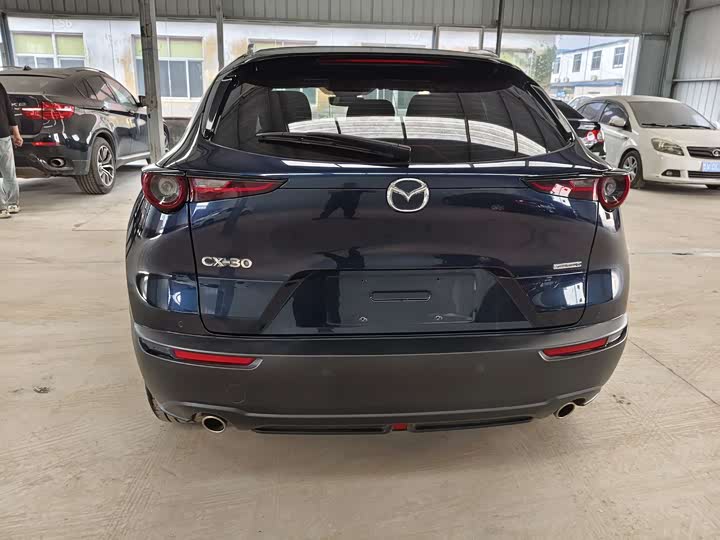 Zdjęcie 8 - Mazda CX-30