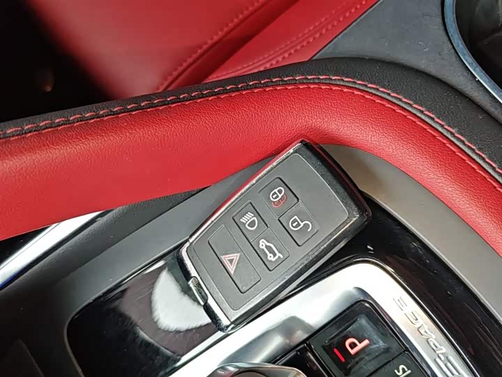 Jaguar E-Pace 2024 2024款 进取运动版 R-DYNAMIC S