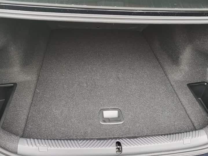 Фото 4 - BMW i5