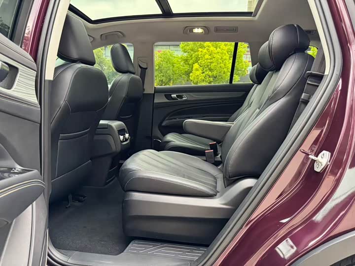 Фото 9 - Ford Equator