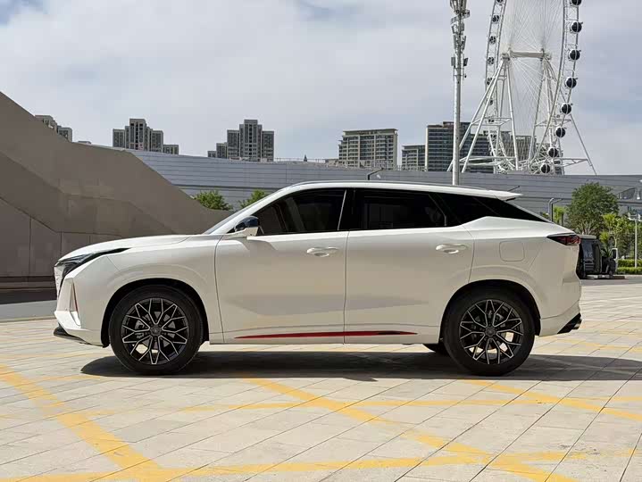 Changan Oshan Z6 2023 2023款 蓝鲸 1.5T DCT智酷型