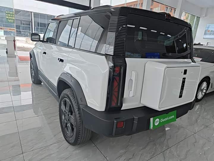 Фото 5 - Chery iCar 03