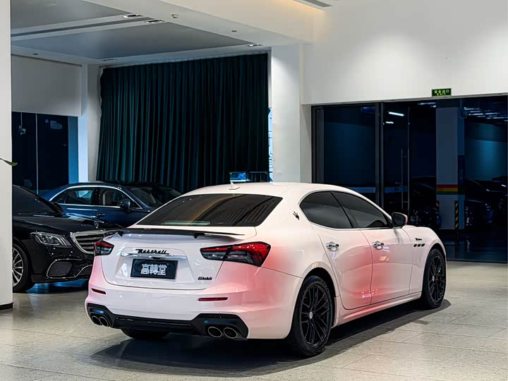 Maserati Ghibli 2023 2023款 3.0T Modena
