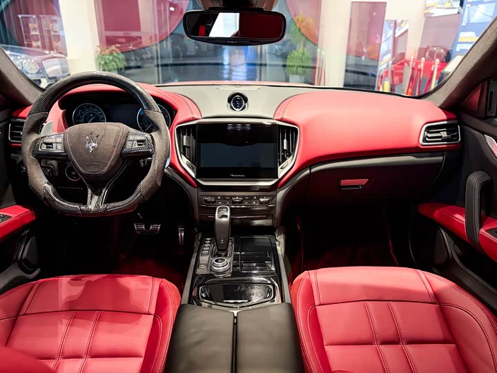 Maserati Ghibli 2023 2023款 3.0T Modena