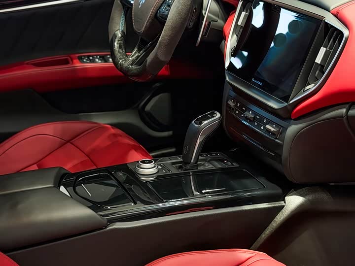 Maserati Ghibli 2023 2023款 3.0T Modena