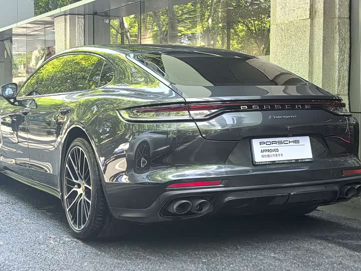 Фото 4 - Porsche Panamera