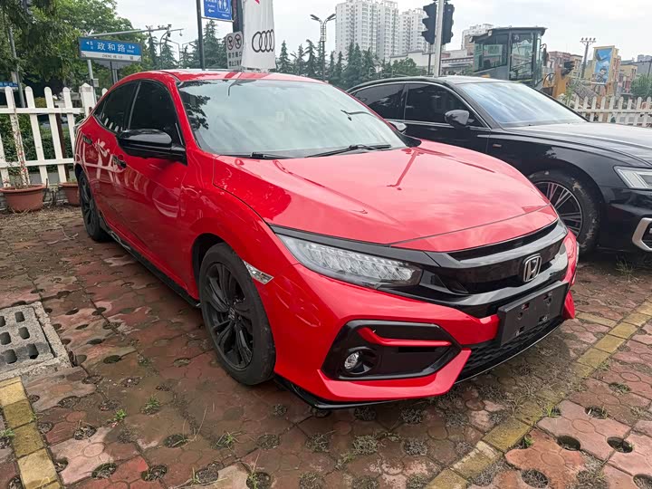Фото 2 - Honda Civic