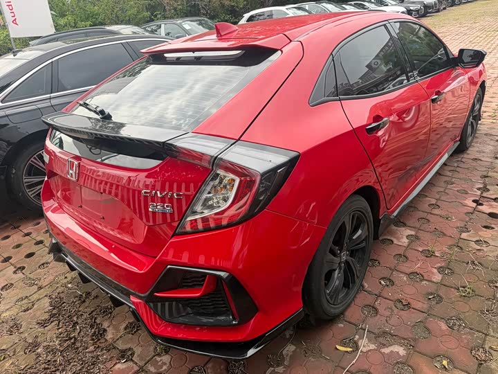 Фото 3 - Honda Civic