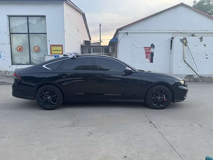 Honda Accord 2025 2025款 运动系列 260TURBO 豪华版