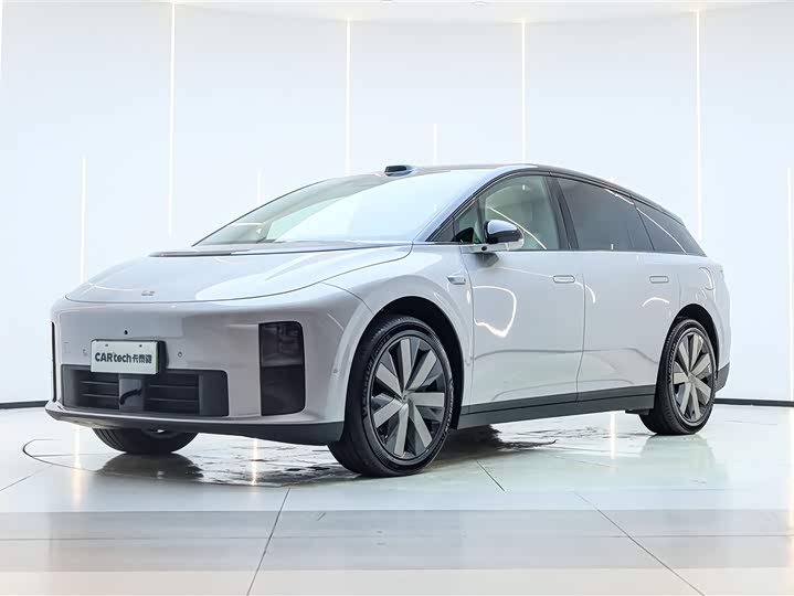 Zdjęcie 1 - LiXiang i6