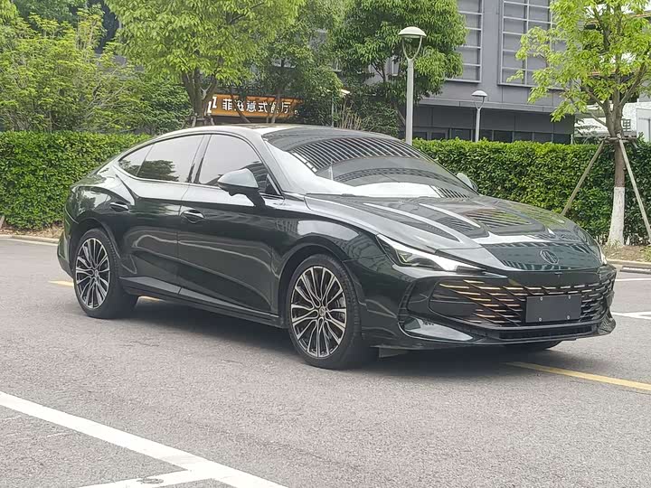 Zdjęcie 3 - MG Motor 7