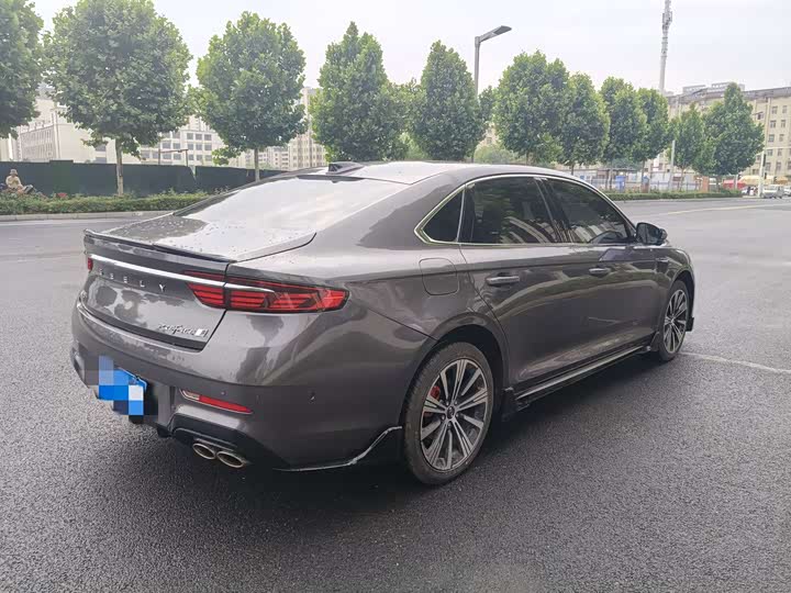 Фото 9 - Geely Preface