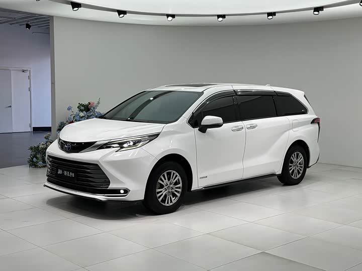 Toyota Sienna 2021 2021款 2.5L混动 尊贵版