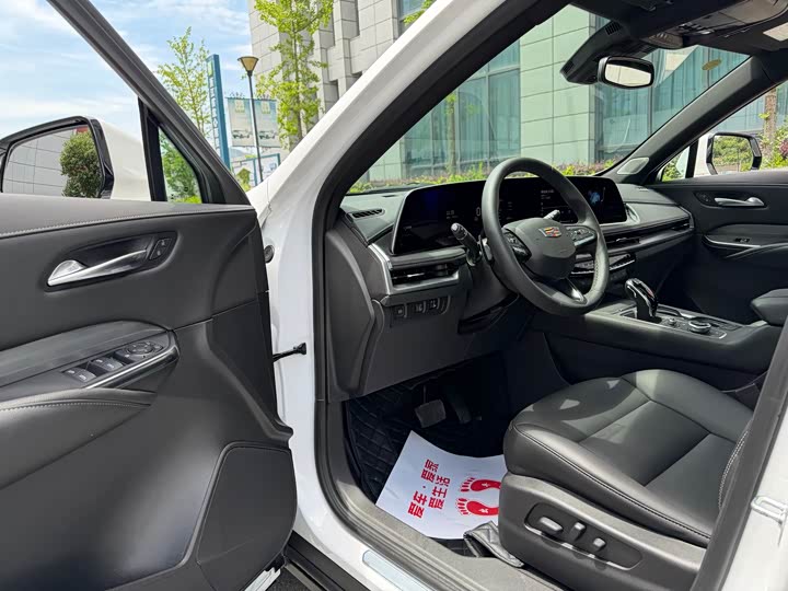 Cadillac XT4 2024 2024款 28T 两驱豪华型