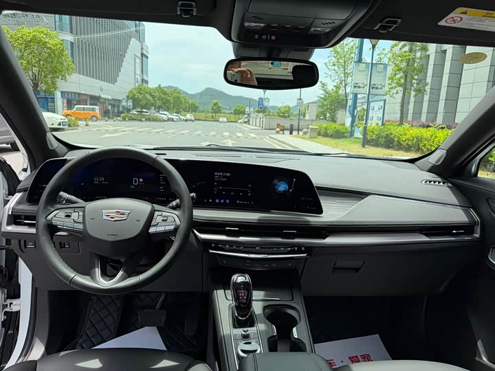 Cadillac XT4 2024 2024款 28T 两驱豪华型