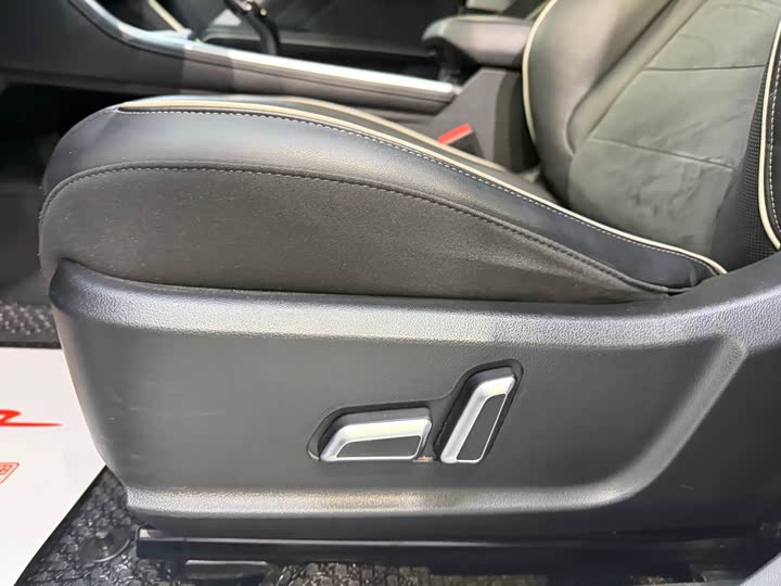 Фото 8 - Haval H6