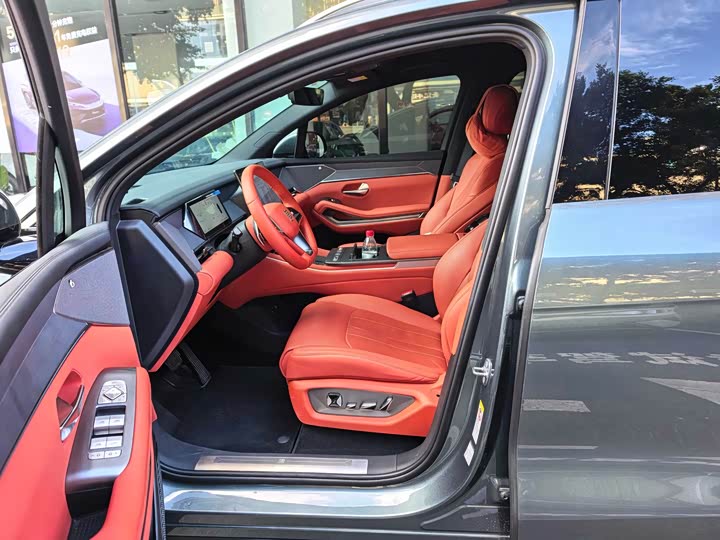 BYD Tang L 2025 2025款 EV 600KM四驱激光雷达旗舰型