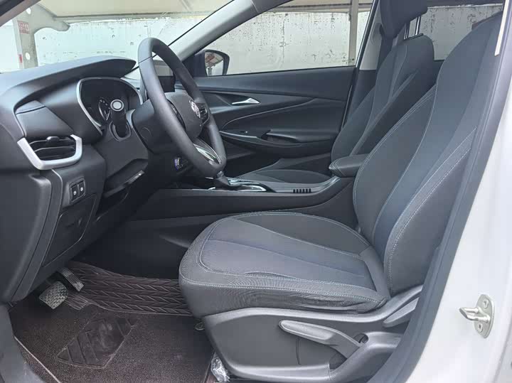 Фото 9 - Buick Encore