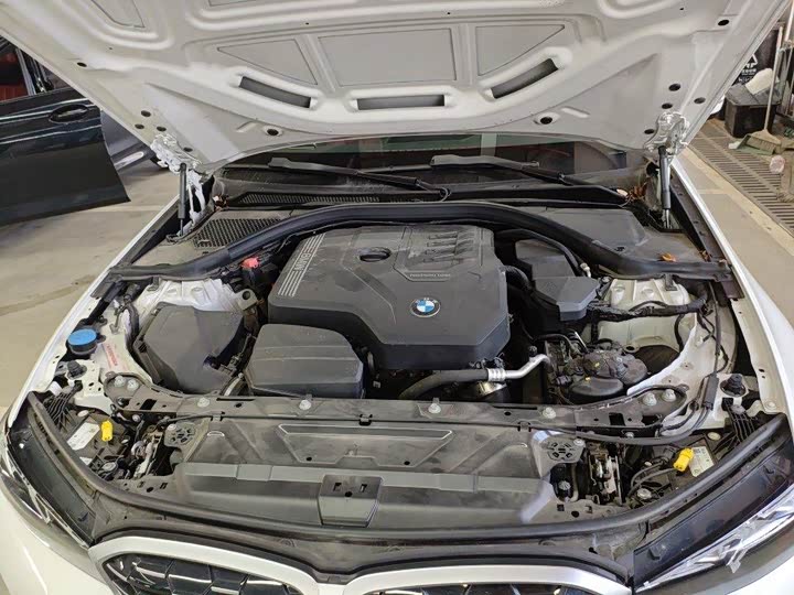 Фото 6 - BMW 3 Series