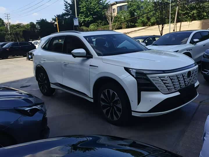 Фото 3 - Changan CS75 Plus