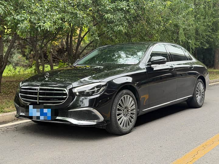 Photo 1 - Mercedes-Benz E-Class