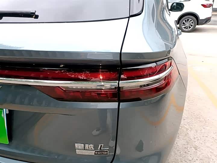 Geely Monjaro 2026 2026款 东方曜 2.0TD 自动望月版