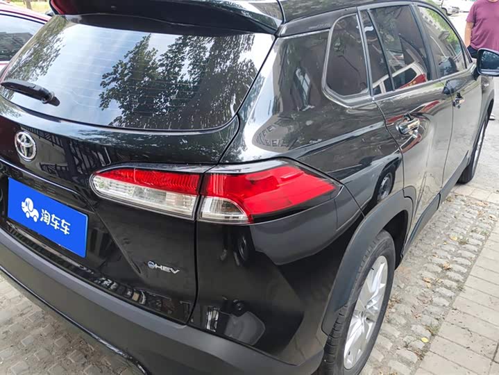 Toyota Corolla Cross 2024 2024款 2.0L 智能电混双擎 先锋版