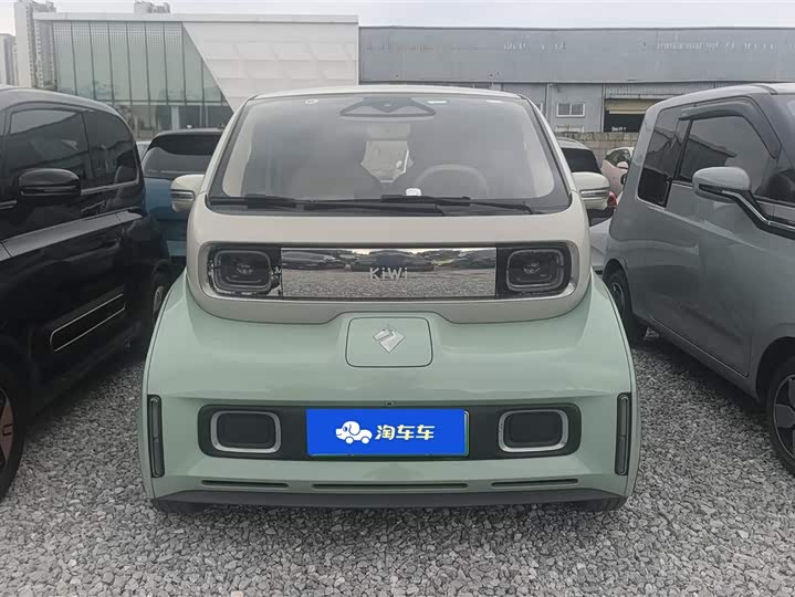 Фото 2 - Baojun KiWi EV