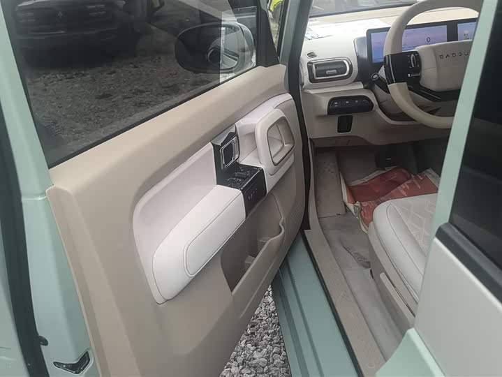 Фото 7 - Baojun KiWi EV