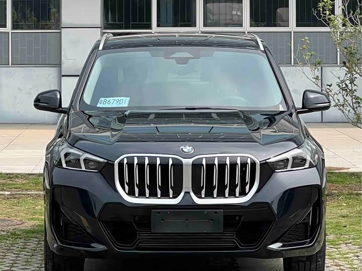 2026 BMW X1