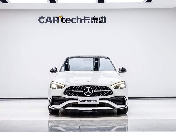 Фото 1 - Mercedes-Benz C-Class