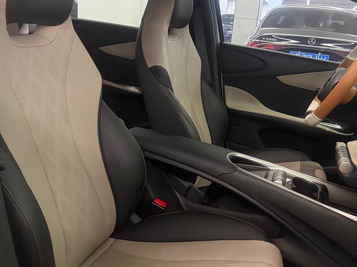 Фото 7 - BYD Dolphin