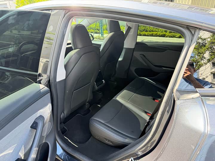 Tesla Model Y 2025 2025款 后轮驱动版