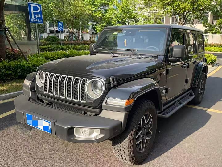 Jeep Wrangler 2024 2024款 2.0T 撒哈拉四门版