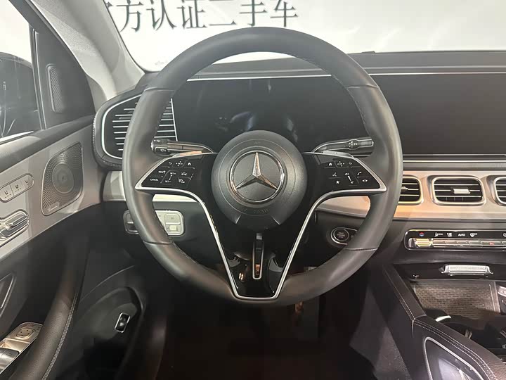 صورة 5 - Mercedes-Benz GLE-Class Coupe