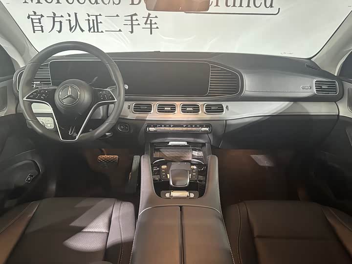 صورة 6 - Mercedes-Benz GLE-Class Coupe