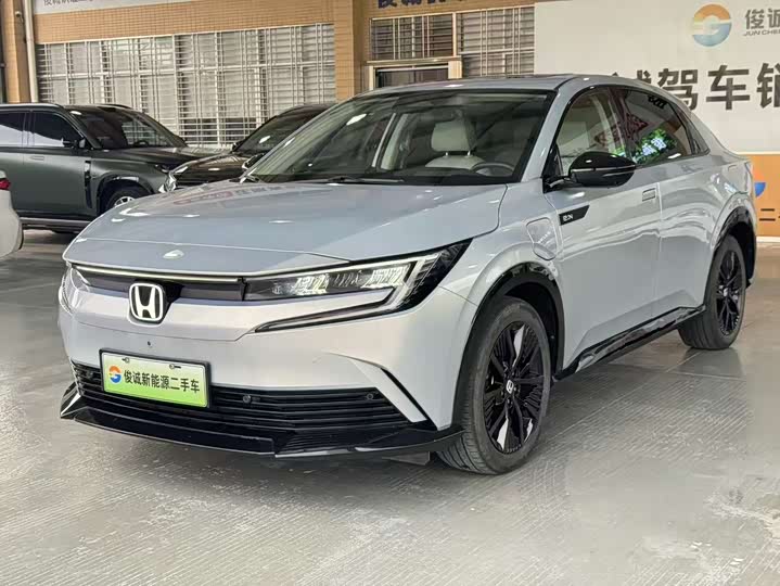 2024 Honda e:NP2