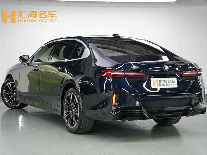 2026 BMW 5 Series