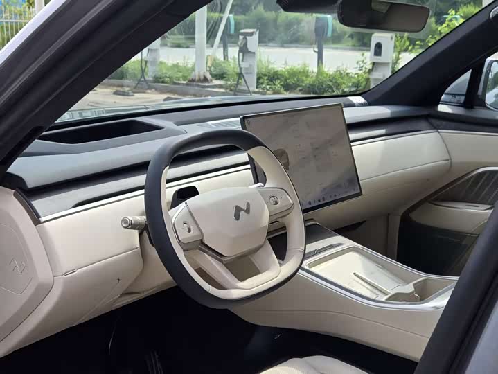 Nio Onvo L90 2025 2025款 Ultra 六座版