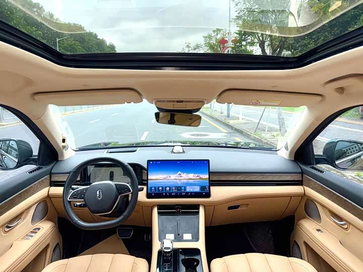 Aito M7 2022 2022款 1.5T 四驱豪华版